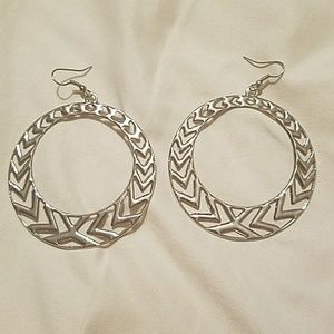 Earrings BOGO ANYTHING $10 OR LESS